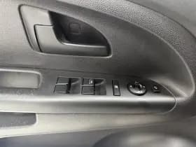 Kia Venga thumbnail 32