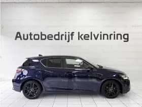 Lexus CT thumbnail 4