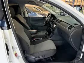 Škoda Rapid 1.2 TSI Grt Elegance Bovag garantie thumbnail 19