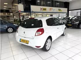 Renault Clio thumbnail 14