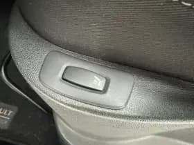 Renault Clio thumbnail 25