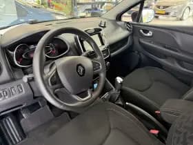 Renault Clio thumbnail 26