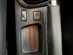 Renault Clio thumbnail 27