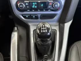 Ford Focus thumbnail 21