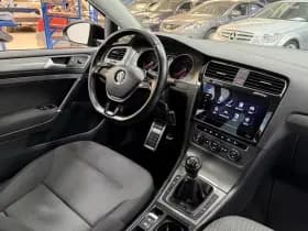 Volkswagen Golf thumbnail 19