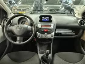 Toyota Aygo thumbnail 13
