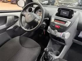 Toyota Aygo thumbnail 15