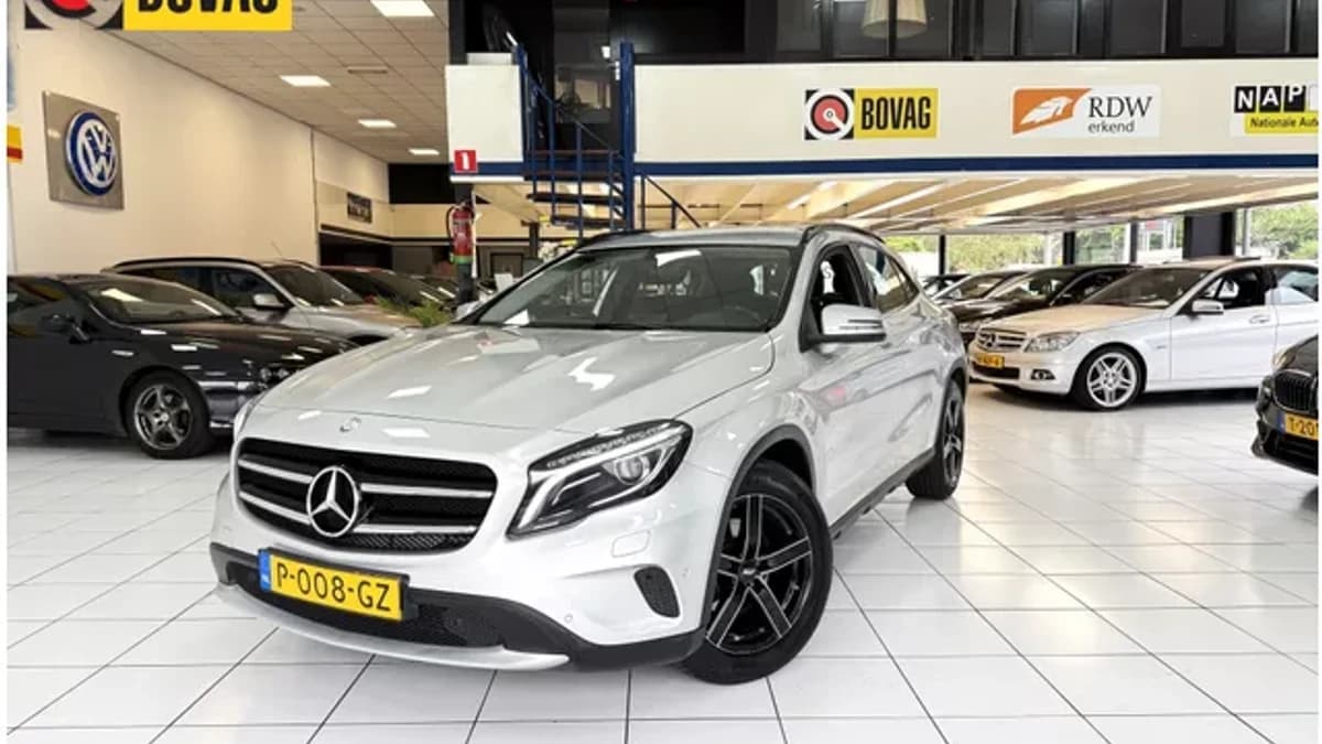 Mercedes-Benz GLA — foto 1