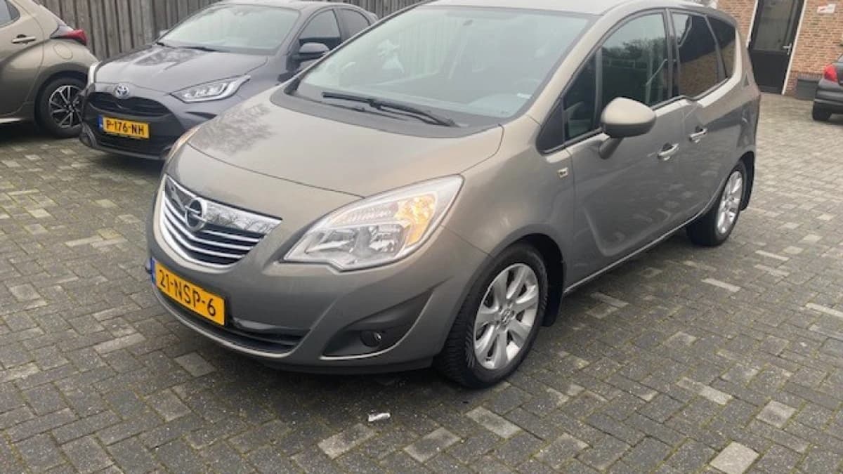 Opel Meriva — foto 1