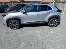 Toyota Yaris Cross thumbnail 3