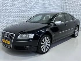 Audi A8 thumbnail 2