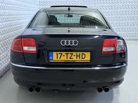 Audi A8 thumbnail 8