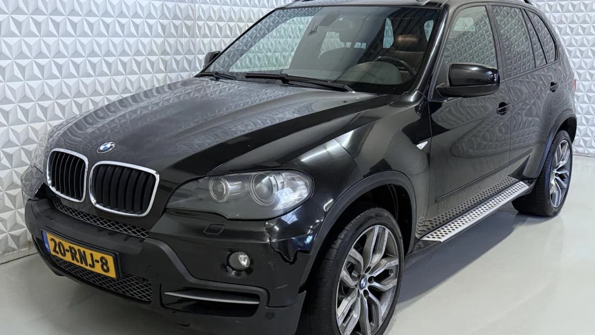 BMW X5 — foto 1