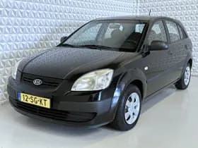 Kia Rio thumbnail 2
