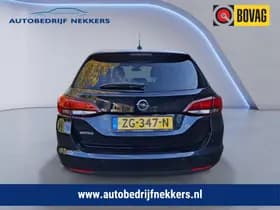 Opel Astra thumbnail 5