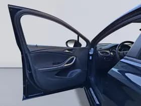 Opel Astra thumbnail 7