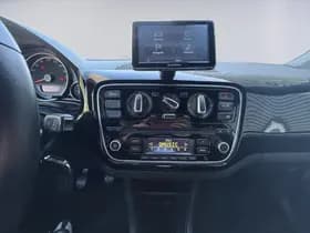 Volkswagen Up thumbnail 13