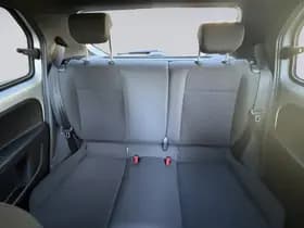 Volkswagen Up thumbnail 14
