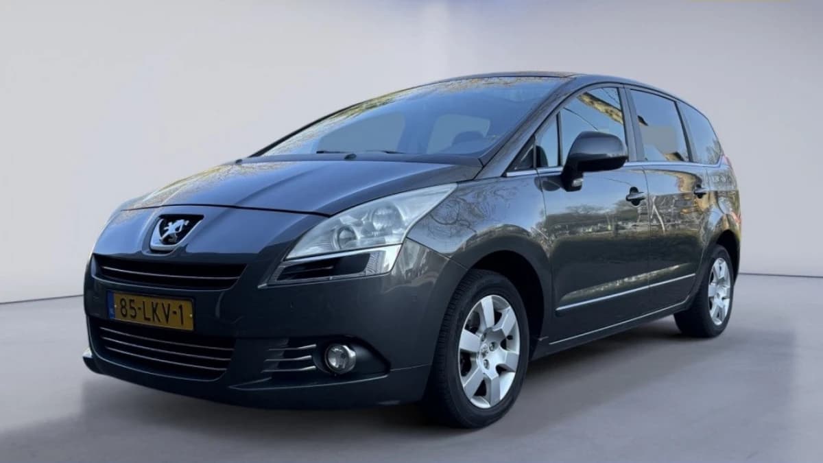 Peugeot 5008 — foto 1