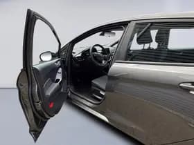 Ford Fiesta thumbnail 9