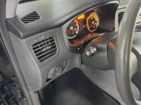 Kia Rio thumbnail 12