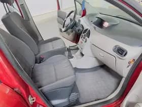 Renault Modus thumbnail 21