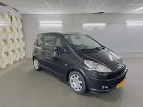 Peugeot 1007 thumbnail 3