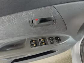 Kia Rio thumbnail 12