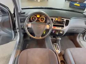 Kia Rio thumbnail 14