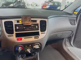 Kia Rio thumbnail 17