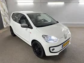 Volkswagen Up! thumbnail 4