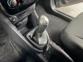 Renault Clio thumbnail 18