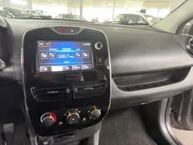 Renault Clio thumbnail 19