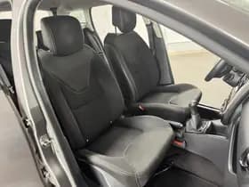 Renault Clio thumbnail 24