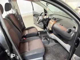 Daihatsu Sirion 2 thumbnail 23