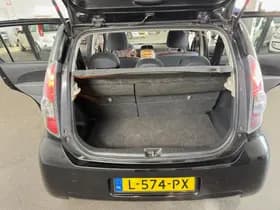 Daihatsu Sirion 2 thumbnail 9