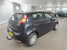 Fiat Punto thumbnail 5