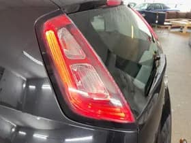 Fiat Punto thumbnail 8