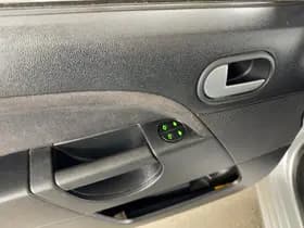 Ford Fiesta thumbnail 11