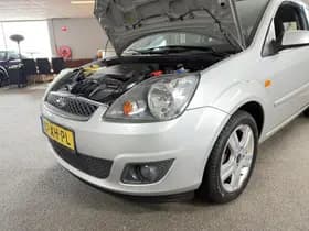 Ford Fiesta thumbnail 9