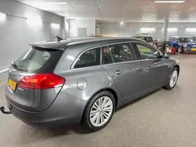 Opel Insignia Sports Tourer thumbnail 5