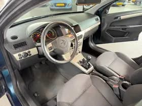 Opel Astra thumbnail 16