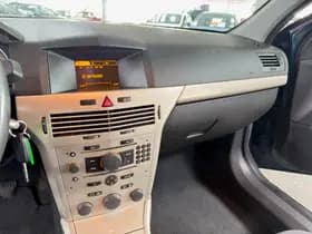Opel Astra thumbnail 18