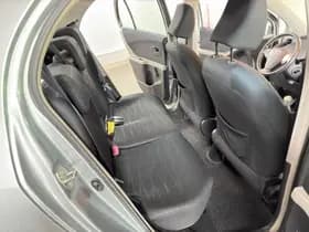 Toyota Yaris thumbnail 21