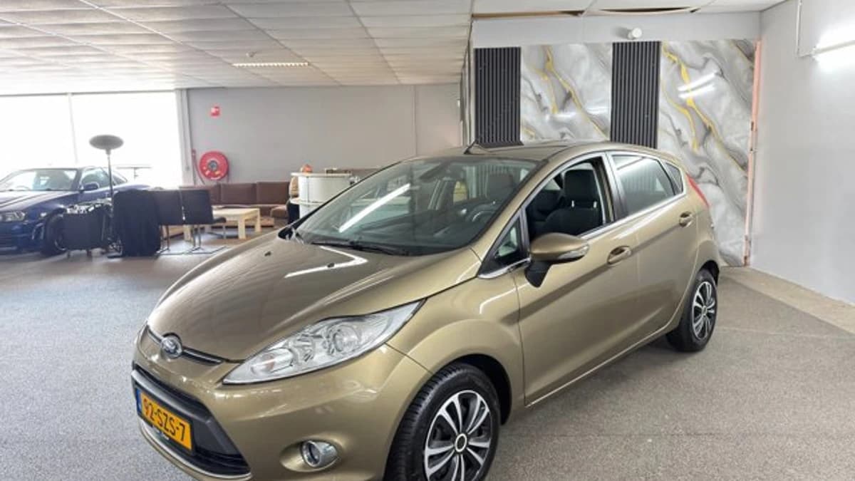 Ford Fiesta — foto 1
