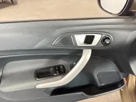 Ford Fiesta thumbnail 14