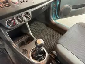 Suzuki Swift thumbnail 17