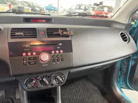 Suzuki Swift thumbnail 18