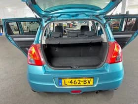Suzuki Swift thumbnail 7