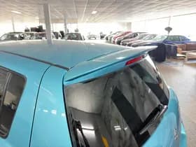 Suzuki Swift thumbnail 8